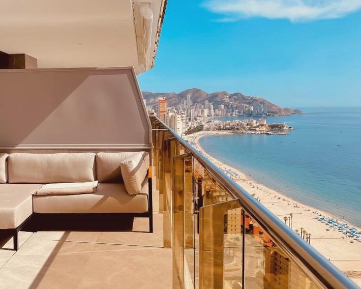 Sunset Cliffs Luxury Apart with Sea View