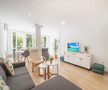 Ilice 3-C Apartment Levante Beach