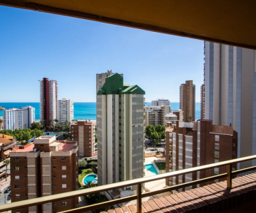 Saranova Apartamentos (Edif. El Trebol)