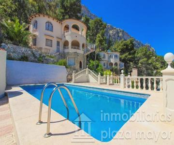 Villa Con Piscina Privada Maryvilla 4508