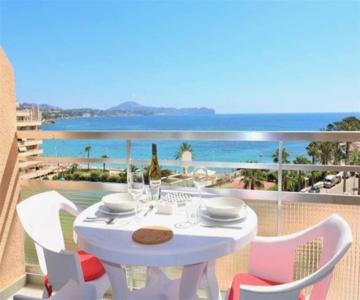3F 1a línea de playa con vistas al mar