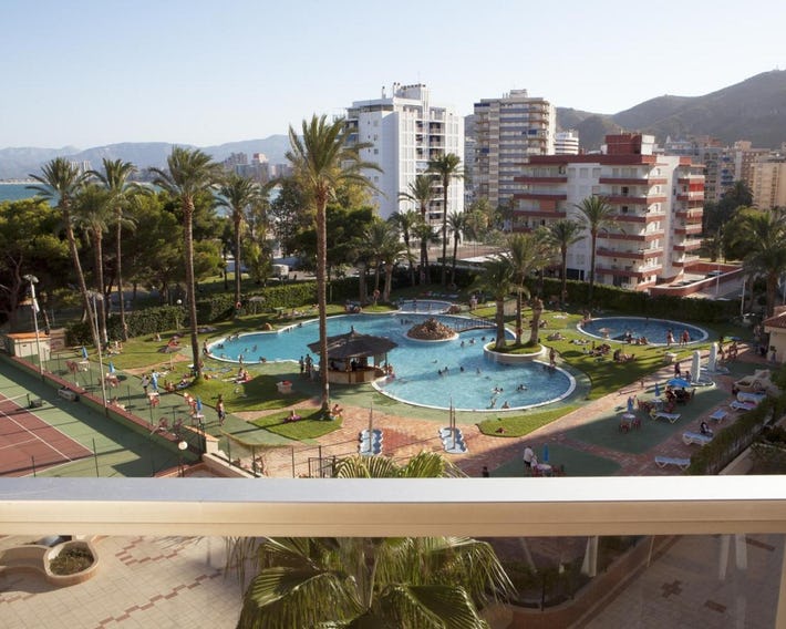 Apartamentos Florazar II
