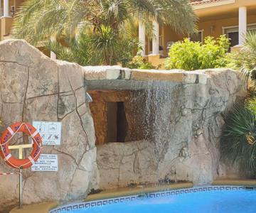 Cascada De Las Marinas-planta Baja Con Bbk En Denia