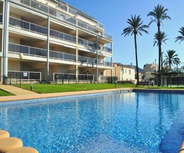 Brisas A1, 2 dormitorios, playa a 100m, by Bookindenia