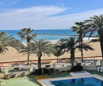 Apartamento 1a línea de playa