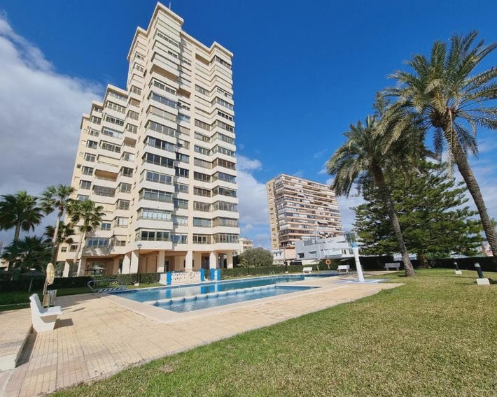 Torre Edinso (1a linea Playa Muchavista)