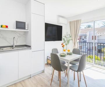 Modern and Stylish Apartment 1: Terrace and Pool