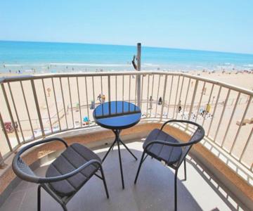 Apartamento Primera Línea Playa Centro de Guardamar