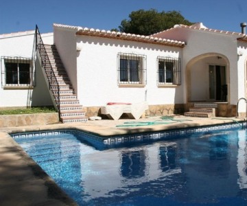 Villa Cortés