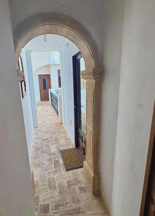 Oliva Courtyard Guesthouse