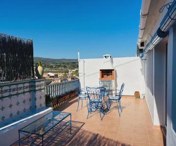 Sunny attic with views in L'Olleria