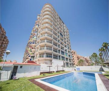 Beautiful Apartment In Oropesa Del Mar With Sauna