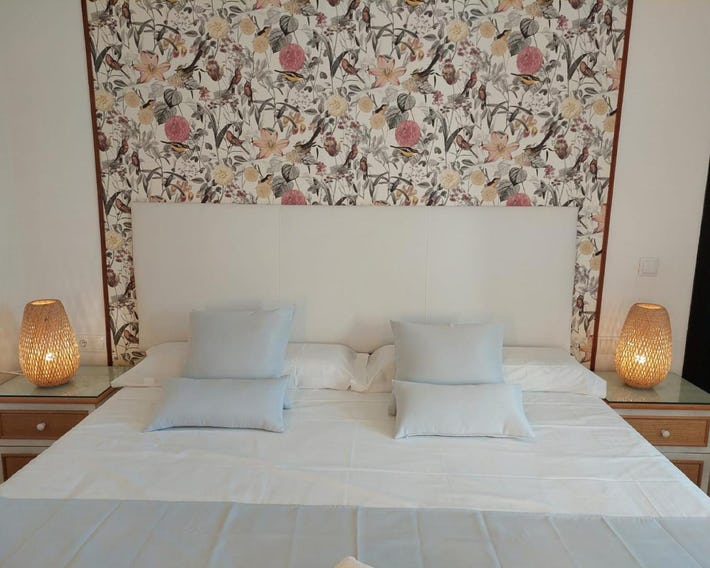 Hostal Garden Rous