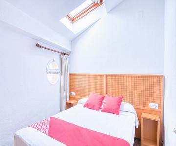 Hostal Nova Picanya by OYO Rooms
