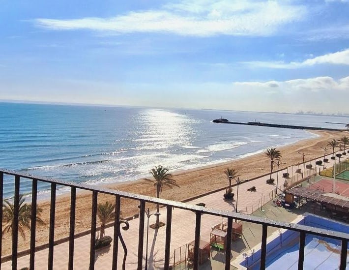 ValenciaBeachHome