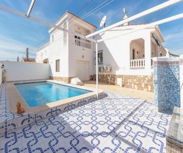 Beautiful Home In Rojales