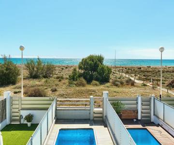 Casa Frente Al Mar Con Piscina Privada