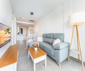 Cozy sea view apartment
