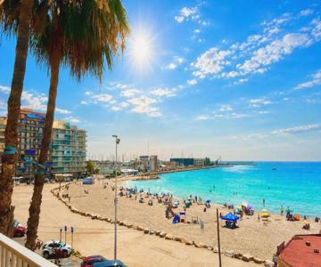 Mar, terraza y parking