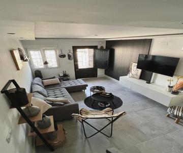 Prachtig gemoderniseerde woning op 250 meter van het strand