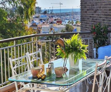 Seaview Penthouse Apartment