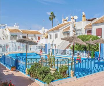 Gorgeous Apartment In Torrevieja With Wifi