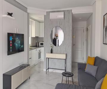 lovely sunny apartment with shared pool and private parking