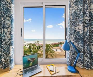 50 shades of blue