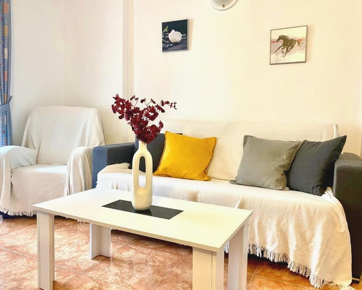 Two-Bedroom Apartment with swimming pool Torrevieja