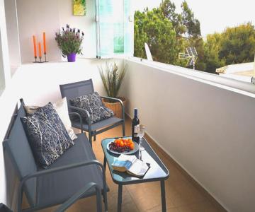 Cozy And Sunny Two Bedroom Apartment La Mata Beach