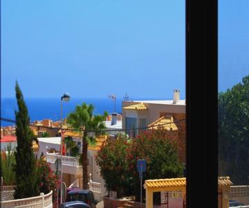 Apartament z widokiem na morze 250 m od plazy