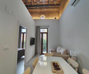 Mandarina Suites - Unique apartments in Valencia