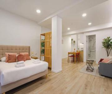Bright & Modern Apartment - Rose y Maya