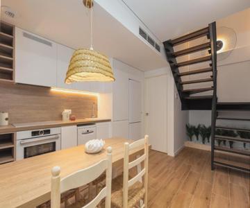 ApartUP Opera Loft Love