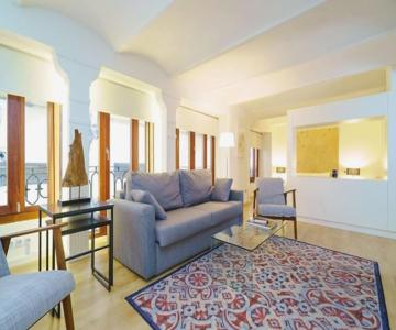 Plaza Redonda Apartments