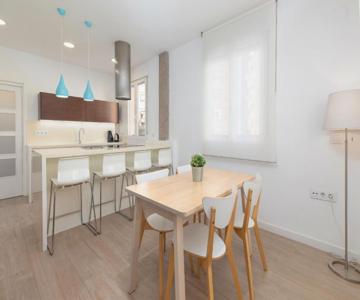 ApartUP Valencia Opera