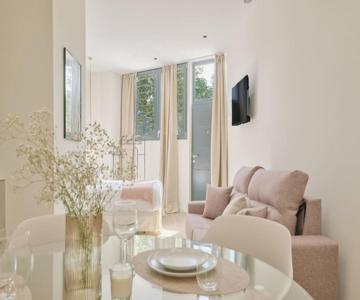 Romantic Apartment N3 Oceanografico Virkin Suites