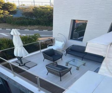 DeLuxe House Valencia