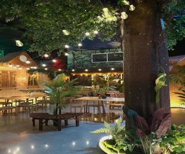 The Pod Suite Hostel Village