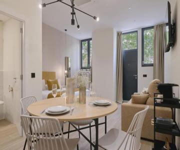 Romantic Apartment N5 Oceanografico Virkin Suites