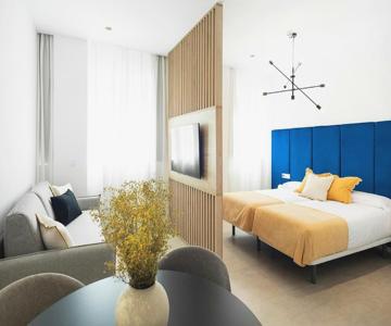 Blanq Marina Suites