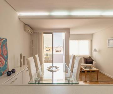 Light And Bright Apartment In Central Valencia