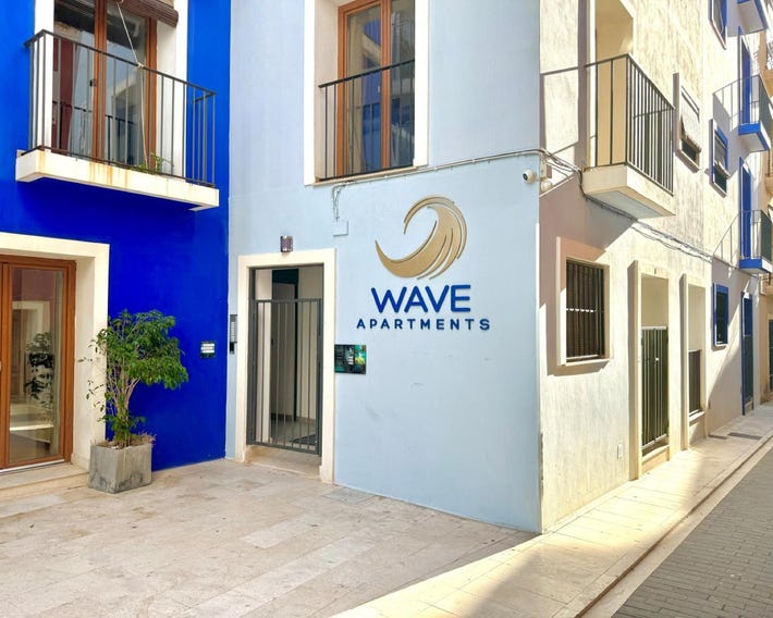  Wave Apartments