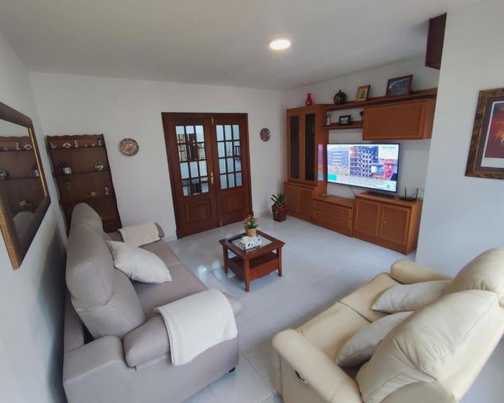 Amplio Apartamento con terraza a 150 m playa