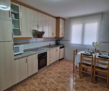 Apartment 2 Minutes From Silgar Beach