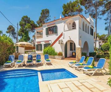 Villa Gatzara by Villa Plus