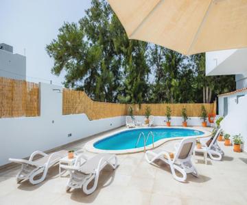 White Suites