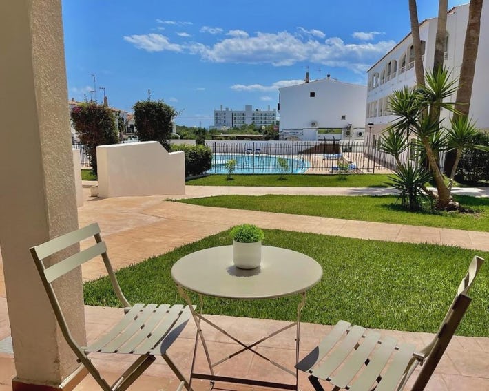Xoriguer -Apartamento con piscina junto la playa
