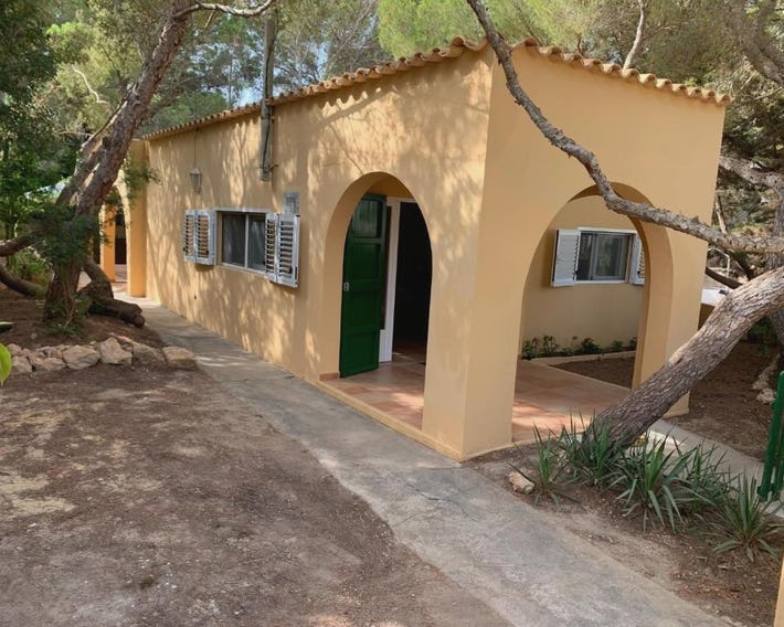 Casa Carmencita, immersa nel verde a pochi passi da mare