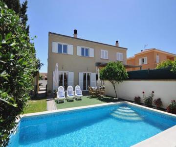 Villa Hugo
